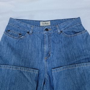 L.L. Bean Classic Fit  Straight Leg Size 12